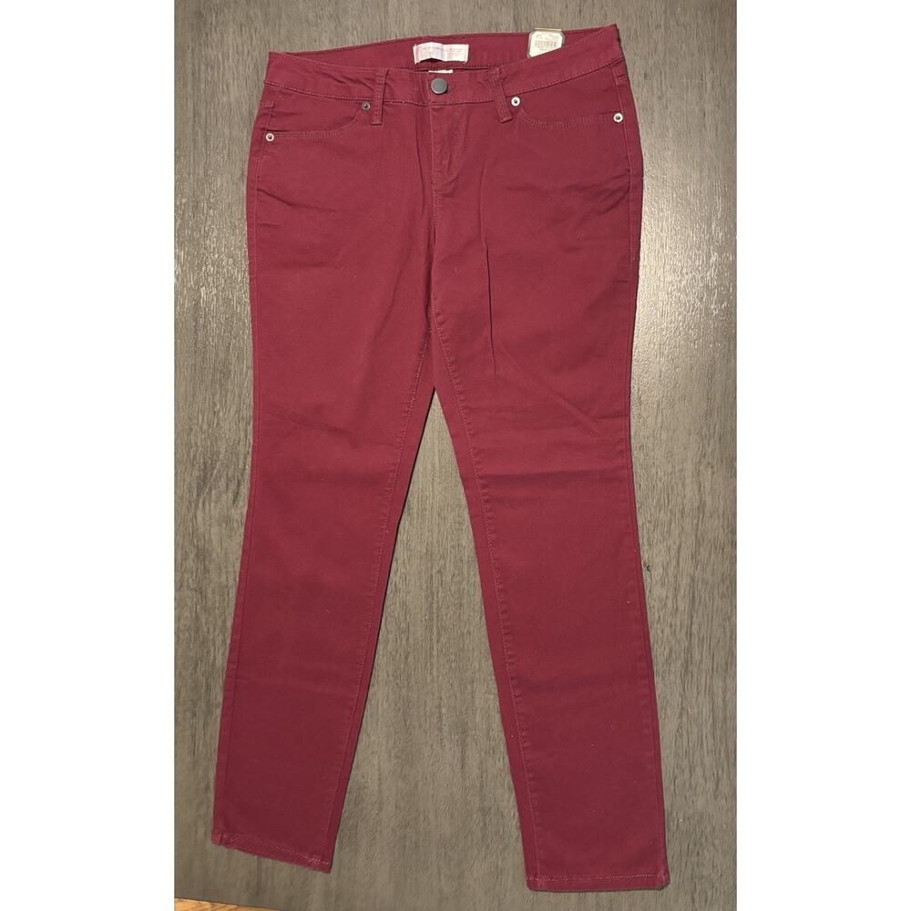 NWT No Boundaries Women's Burgundy Skinny Denim Jeans Size 13
